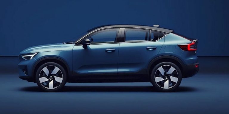 фото электромобиль Volvo C40 Recharge