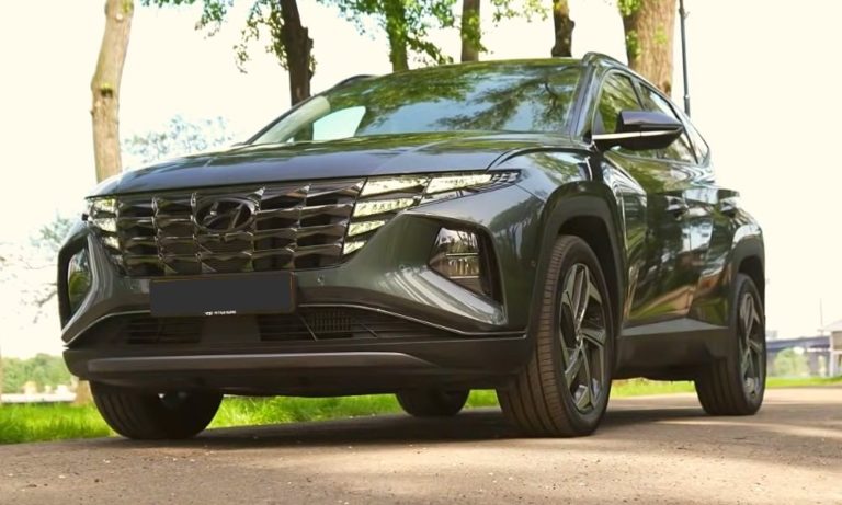 Кроссовер Hyundai Tucson 2022 гибридная версия
