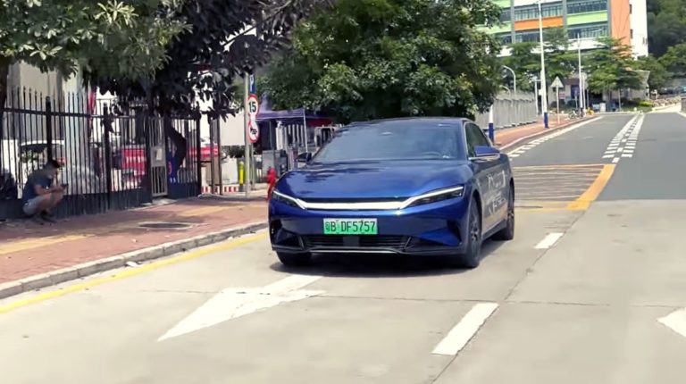 Китайский автопроизводитель BYD запускает на японском рынке 3 модели электромобилей