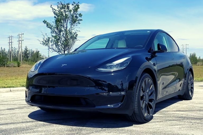 Самый продаваемый электромобиль Tesla Model Y