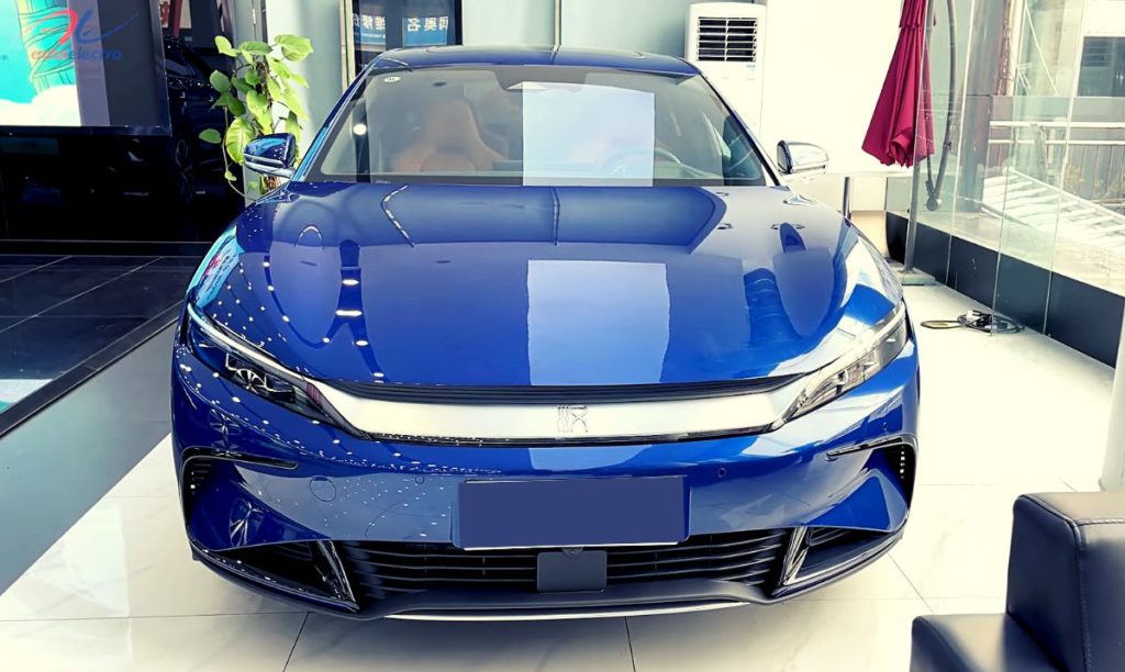 Китайский электромобилестроитель BYD новости
