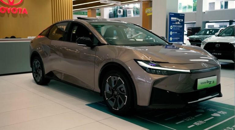 Электромобиль Toyota bZ3