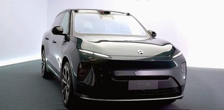 электромобиль NIO ES8
