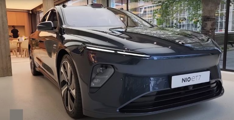 Электромобиль NIO ET7