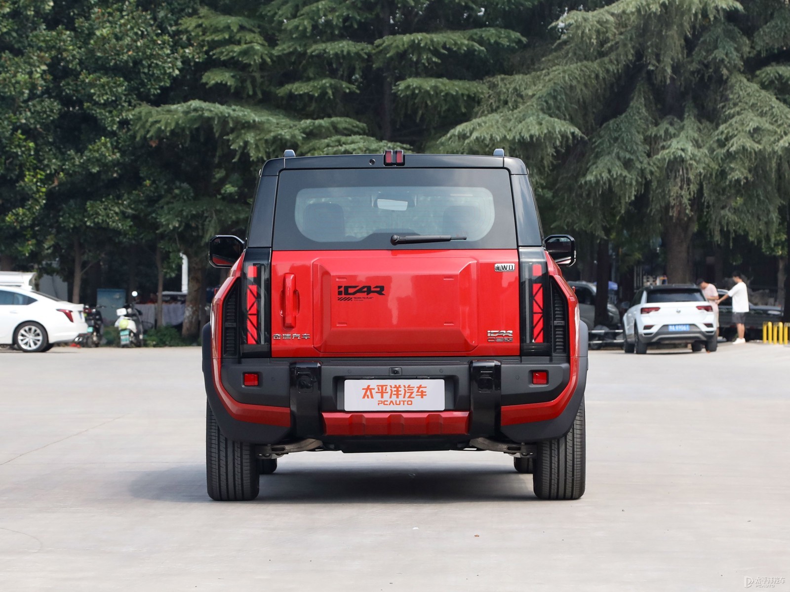Айкар 03T — Интерьер (10)