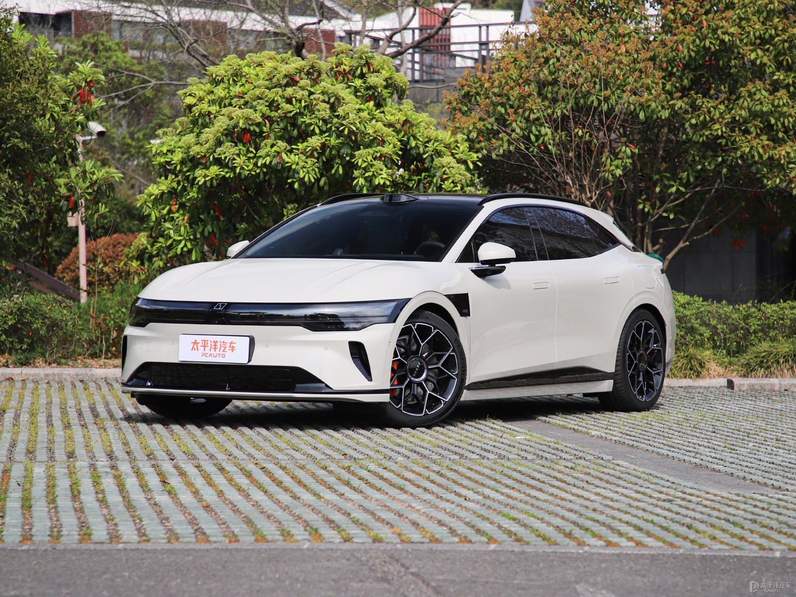 Зикр 7GT — Экстерьер (6)