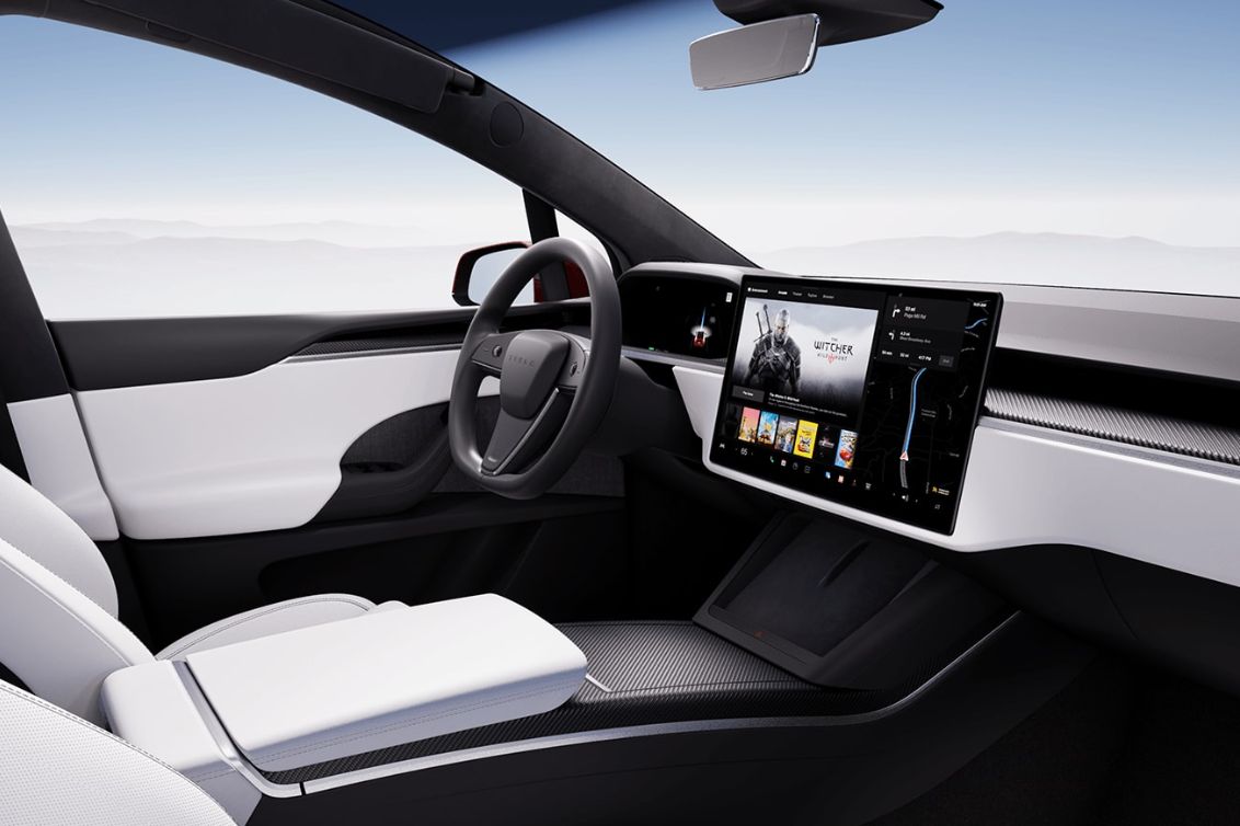 Tesla Model X Plaid — салон Tesla Model X Plaid — салон