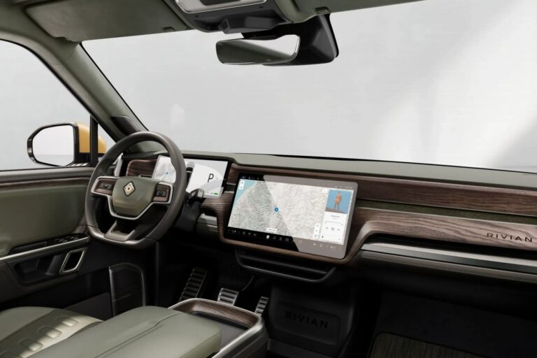 Rivian R1S Dual-Motor AWD Large Pack — фото 17