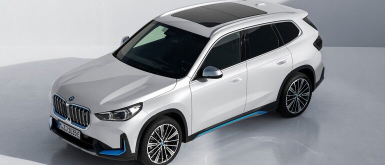 BMW iX1 eDrive20 — фото 1