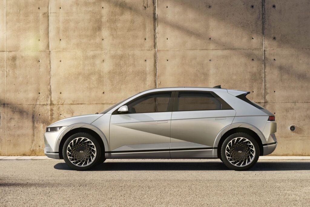 Hyundai Ioniq 5 Long Range AWD (2021-2024) — фото 1