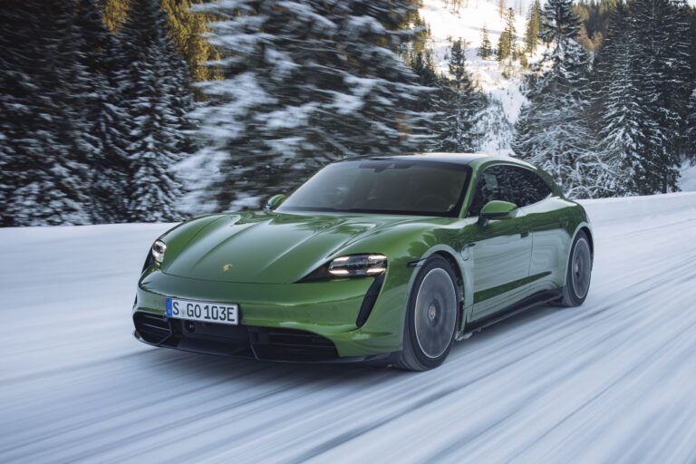 Porsche Taycan Sport Turismo 350 kW (2022-2024) — фото 14