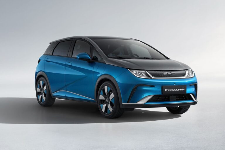 BYD Dolphin 45 kWh Active — фото 1