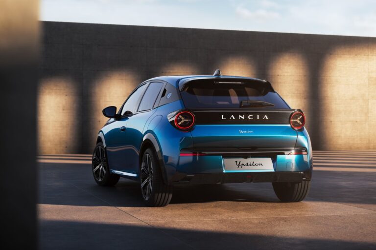 Lancia Ypsilon — фото 8
