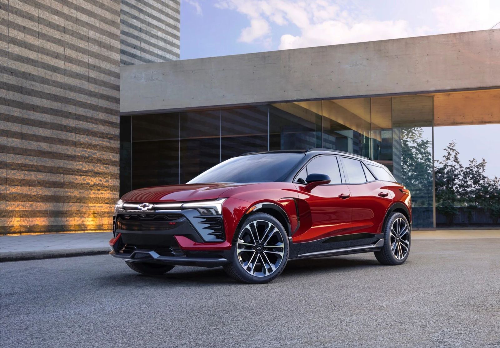 Фото 4: Chevrolet Blazer EV RWD Фото 4: Chevrolet Blazer EV RWD
