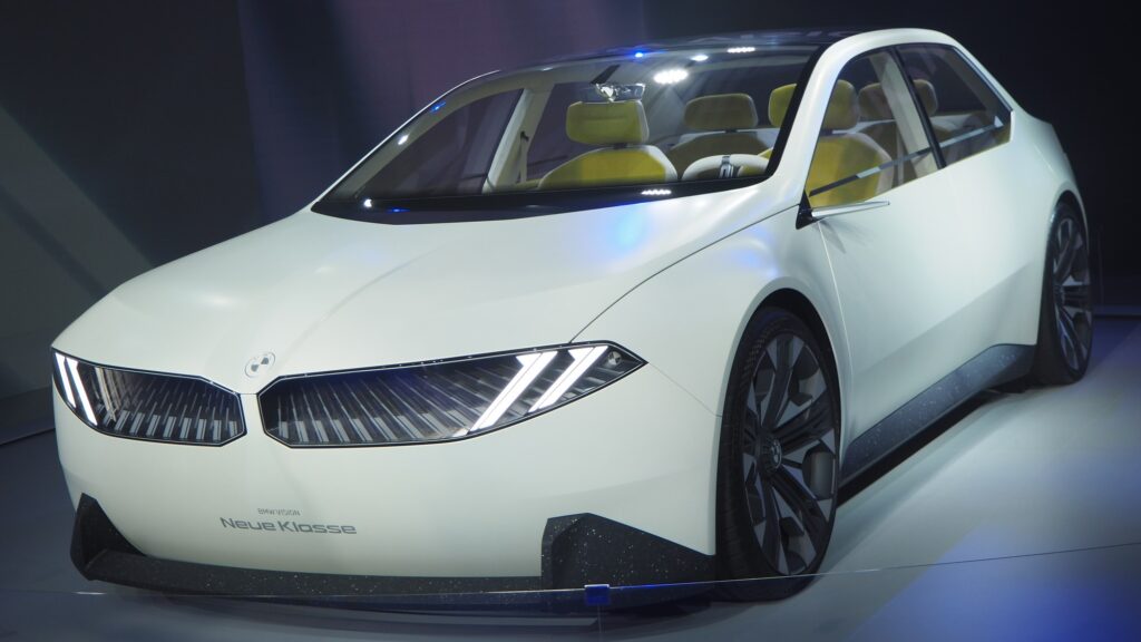 Концепт BMW Vision Neue Klasse 2023